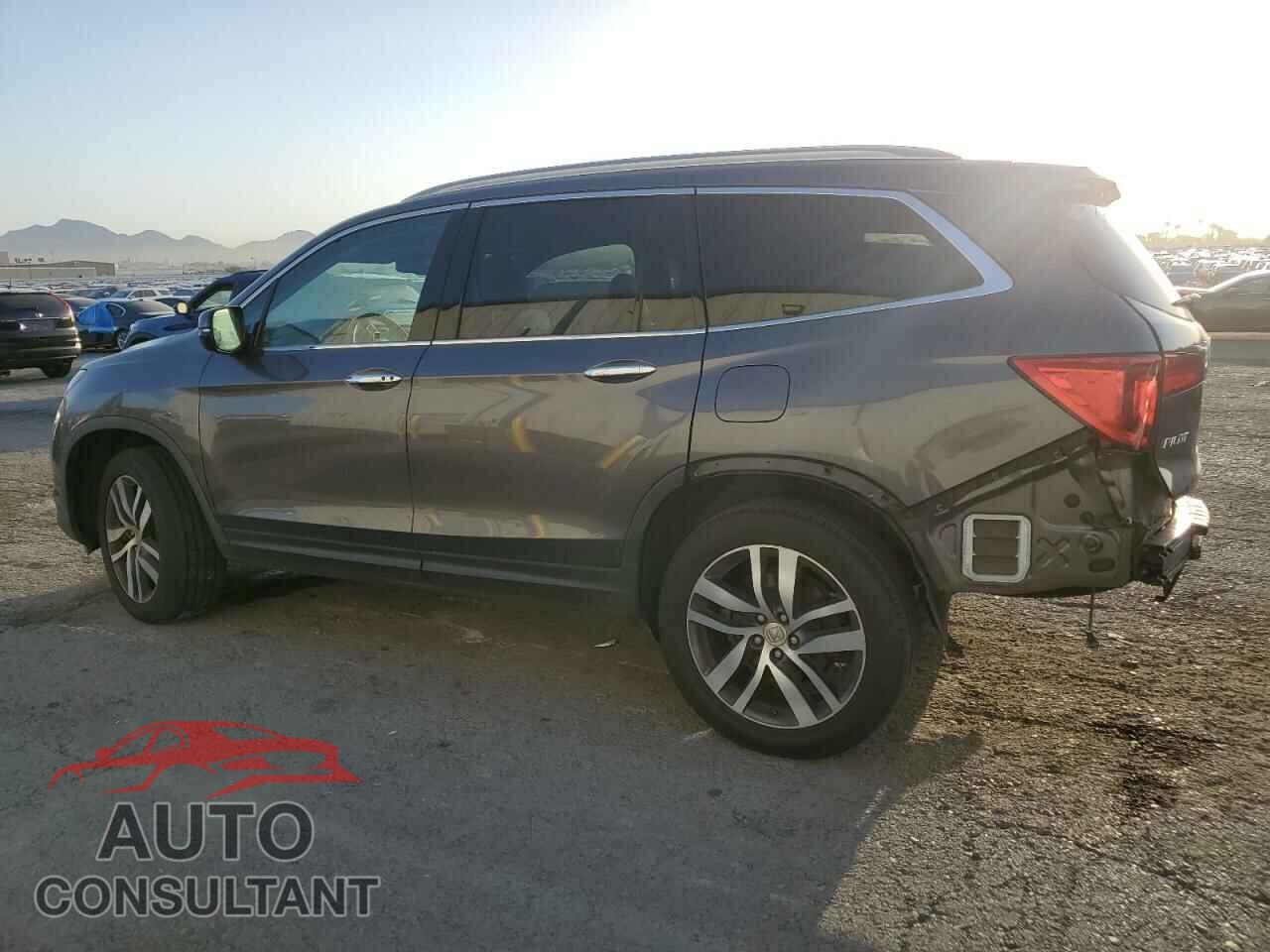 HONDA PILOT 2017 - 5FNYF6H92HB009089