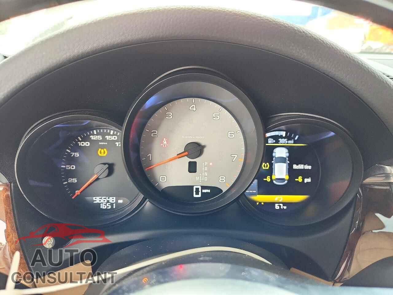 PORSCHE MACAN 2018 - WP1AB2A5XJLB32637