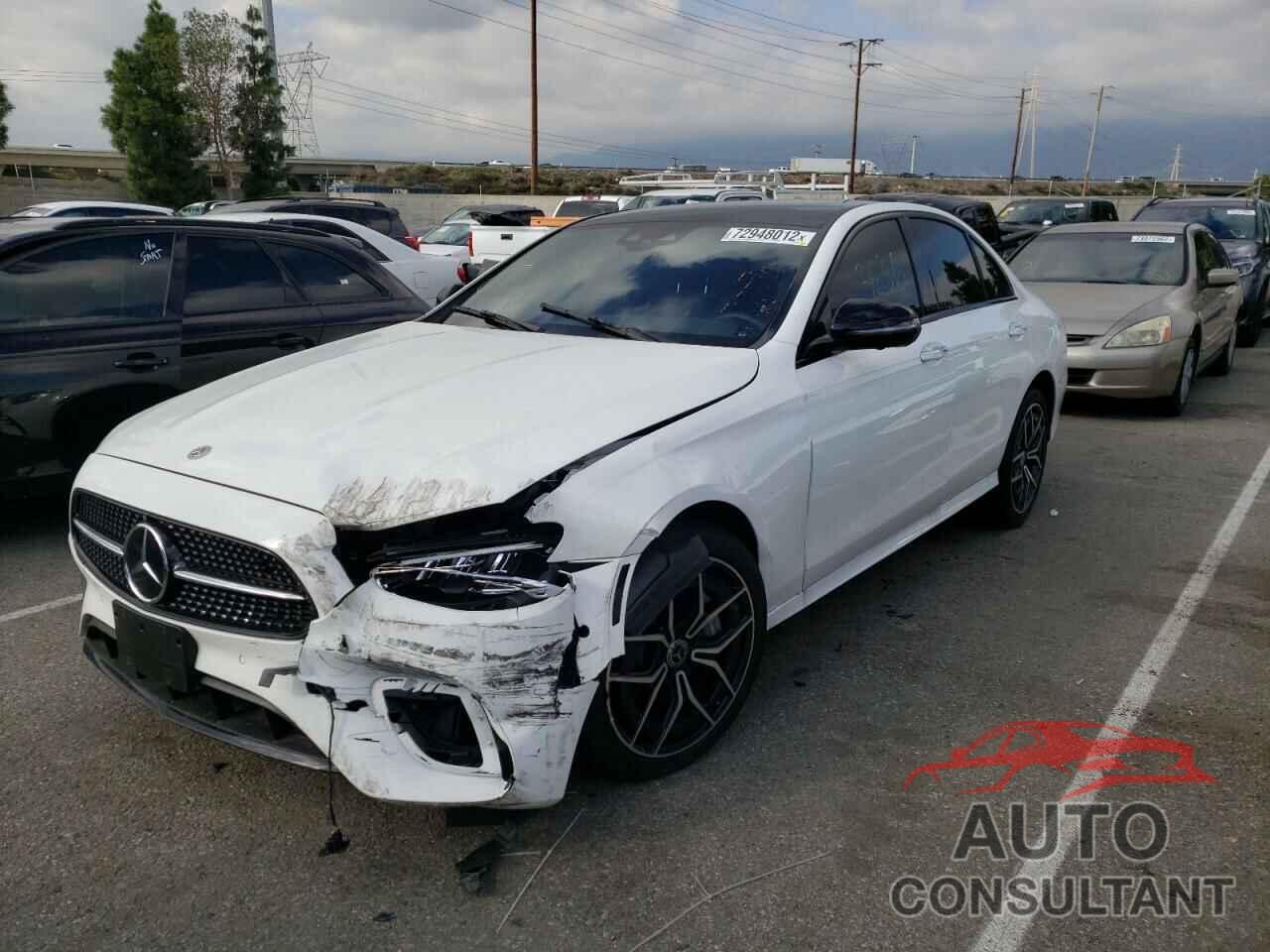 MERCEDES-BENZ E-CLASS 2022 - W1KZF8DB5NB083653