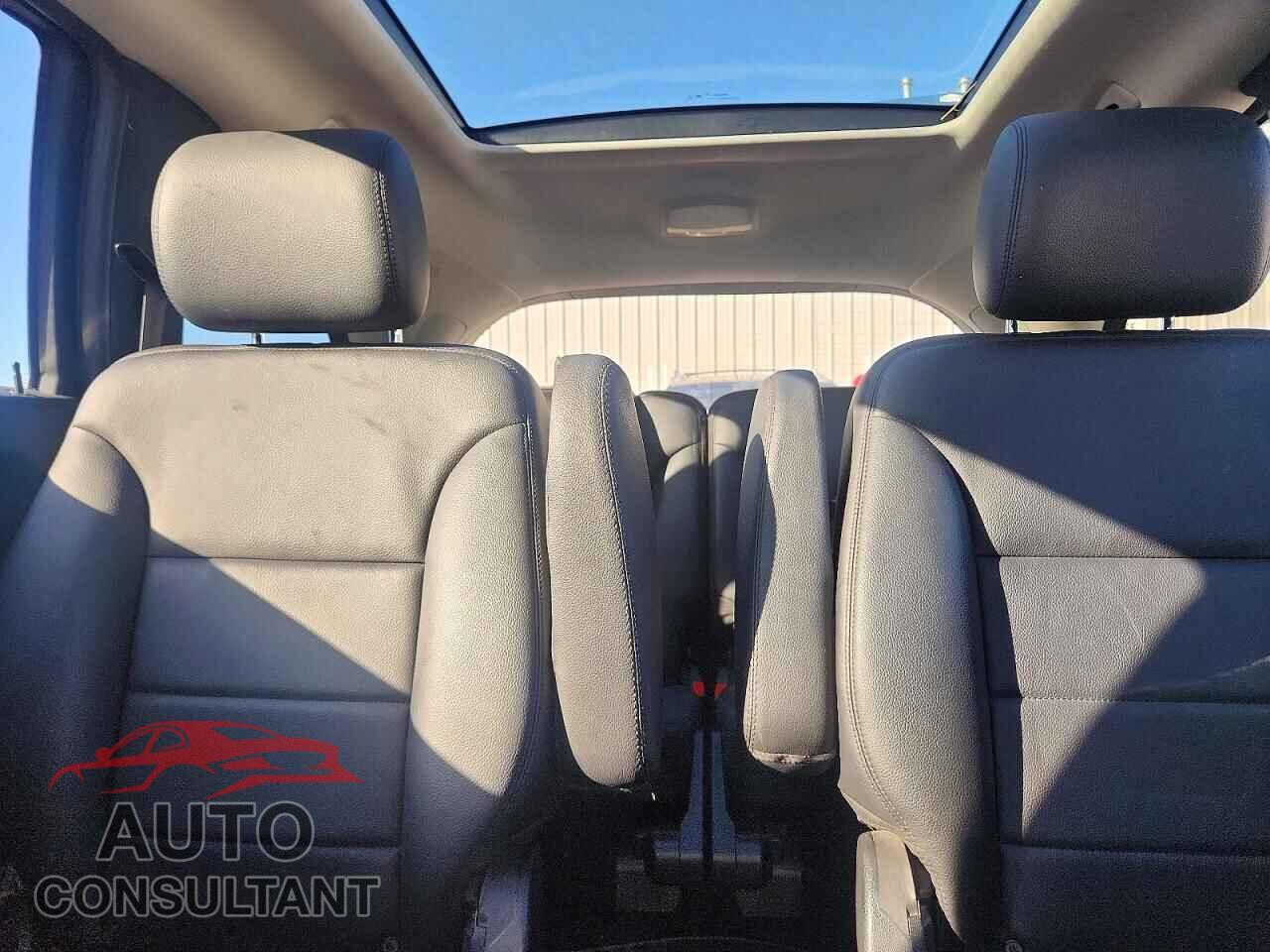 MERCEDES-BENZ R-CLASS 2012 - 4JGCB5HEXCA138319