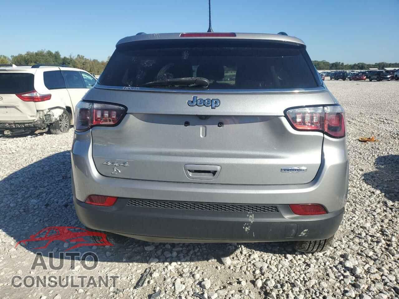 JEEP COMPASS 2019 - 3C4NJDBB7KT849802