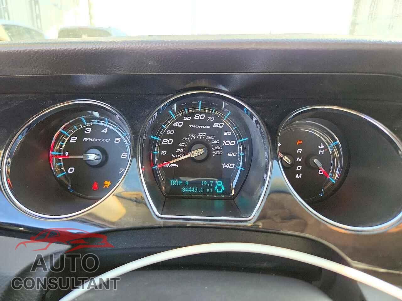 FORD TAURUS 2011 - 1FAHP2FW6BG150703