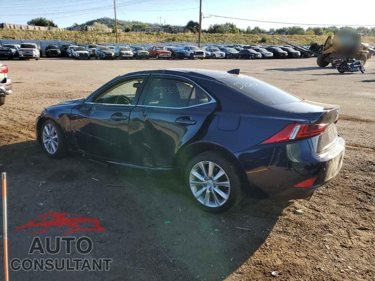 LEXUS IS 2015 - JTHCF1D29F5017578