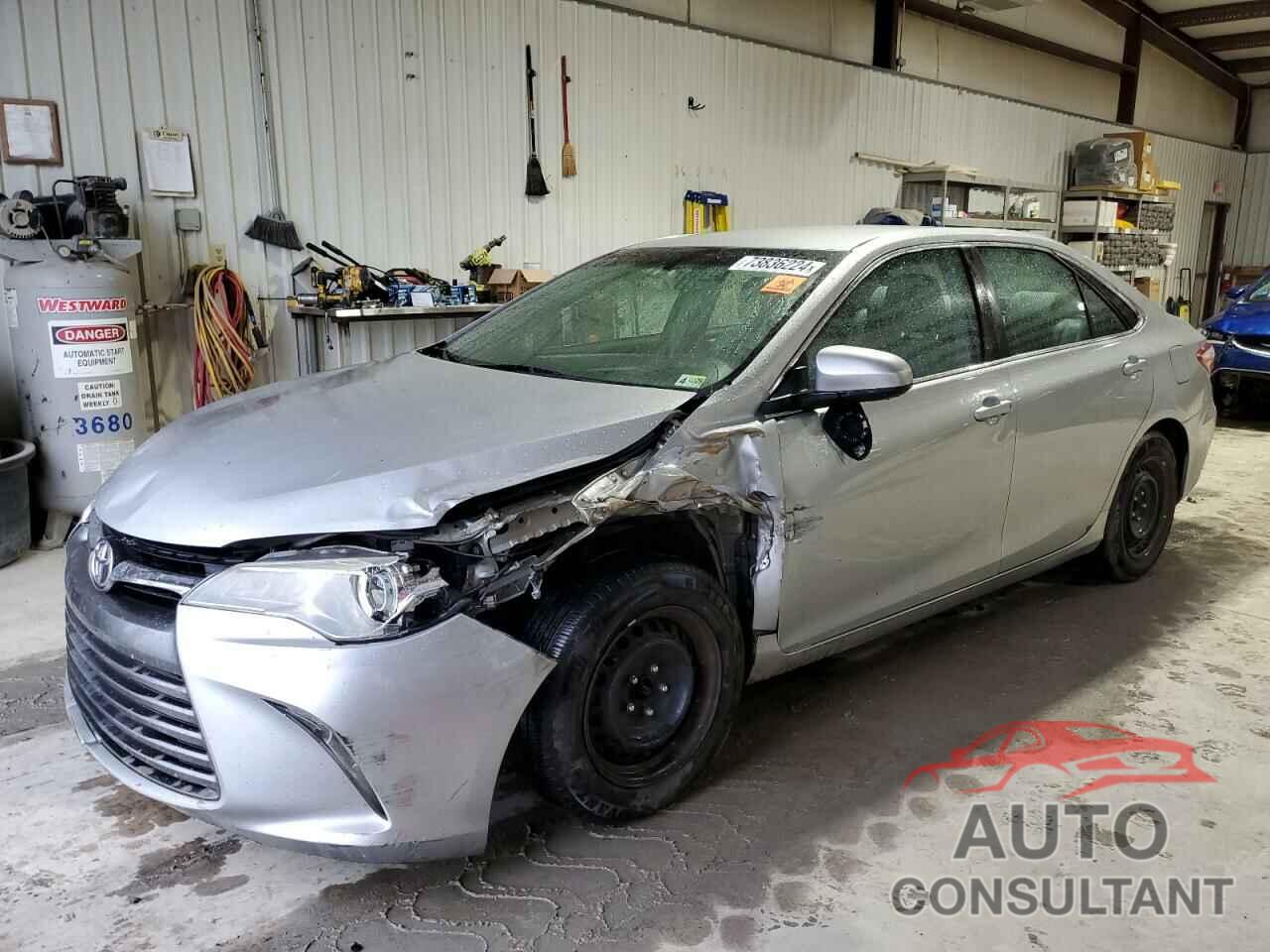 TOYOTA CAMRY 2016 - 4T4BF1FKXGR536397