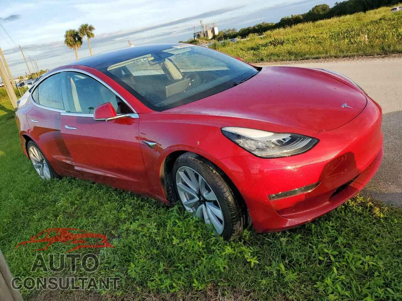 TESLA MODEL 3 2018 - 5YJ3E1EB4JF121583