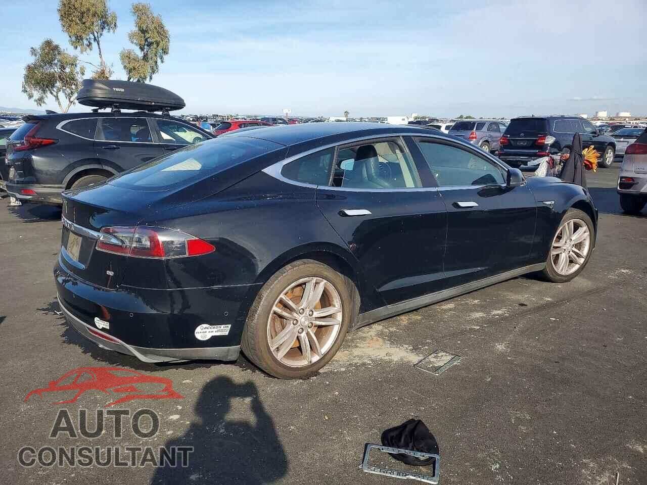 TESLA MODEL S 2015 - 5YJSA1S1XFFP78852
