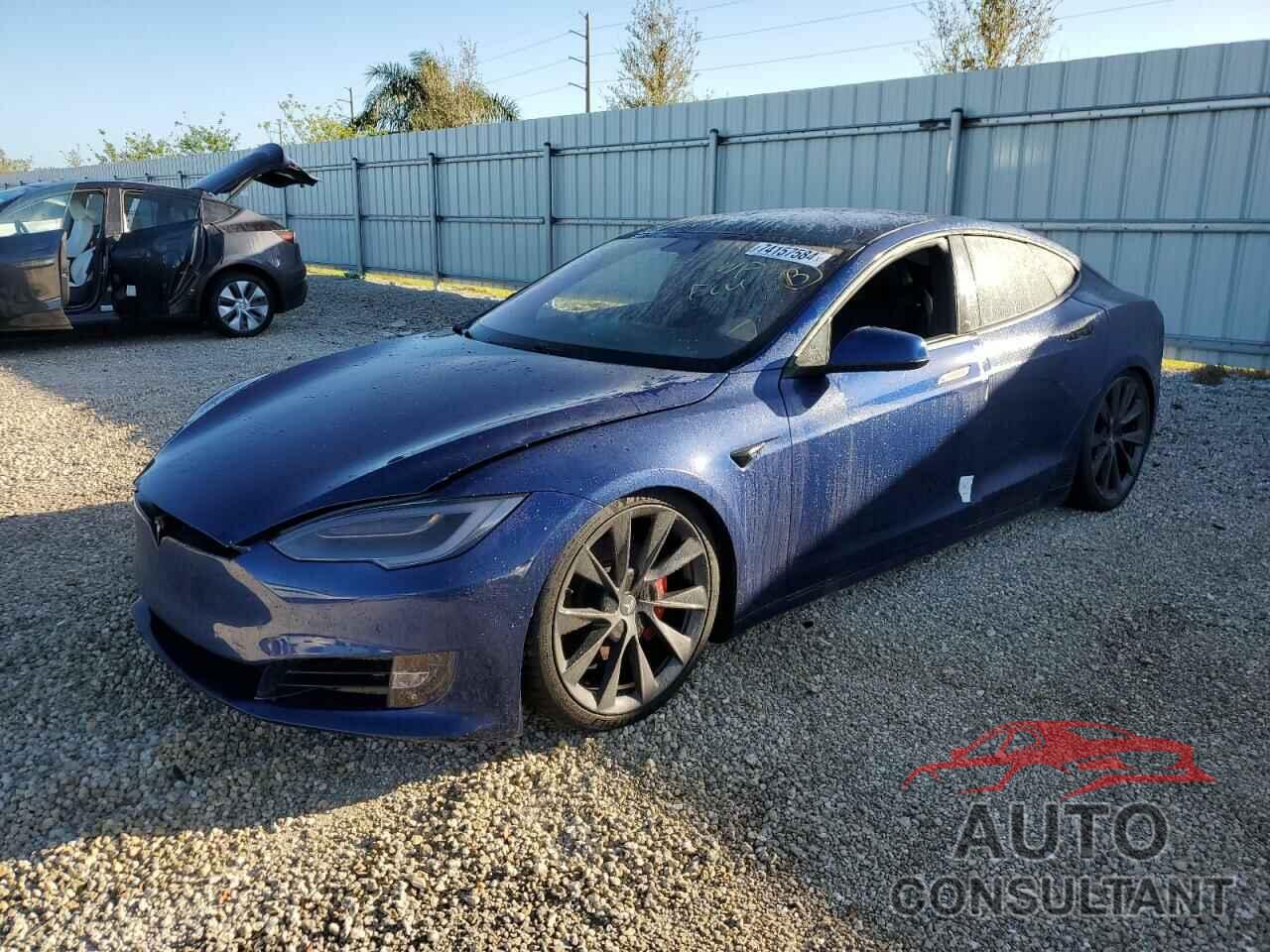 TESLA MODEL S 2020 - 5YJSA1E40LF389106