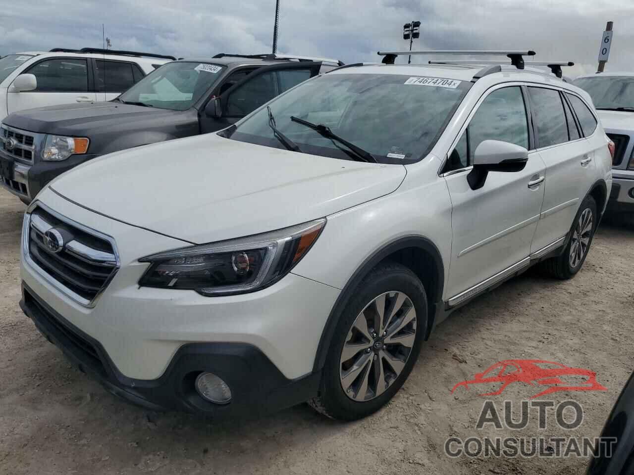 SUBARU OUTBACK 2018 - 4S4BSETC8J3331426