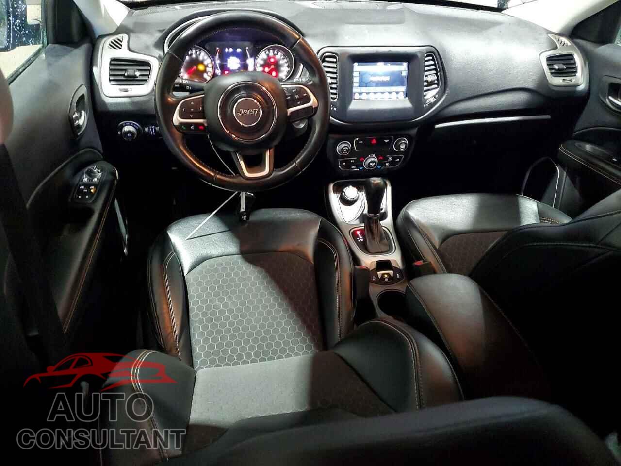 JEEP COMPASS 2020 - 3C4NJDBB2LT115649