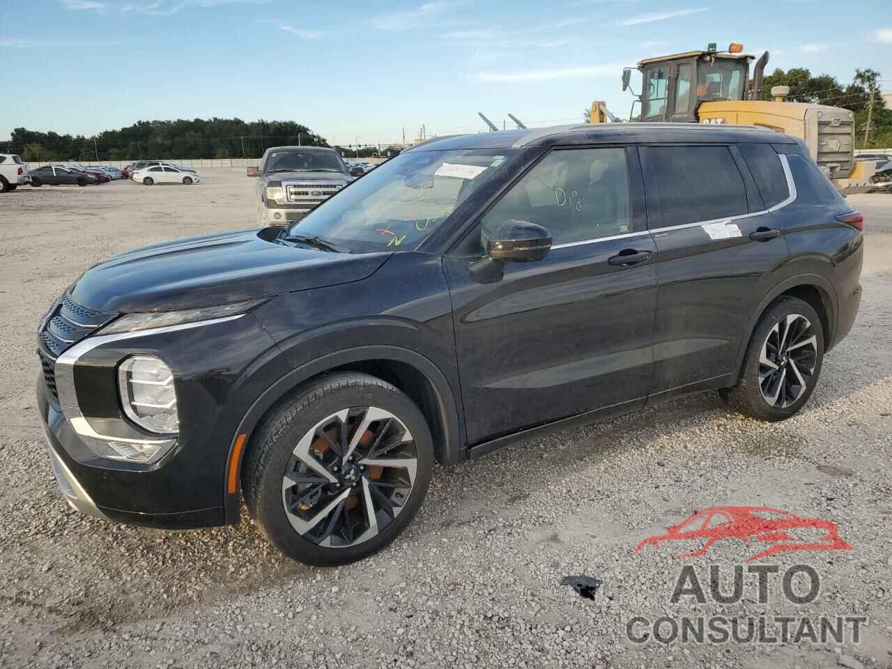 MITSUBISHI OUTLANDER 2023 - JA4J3VA86PZ024333