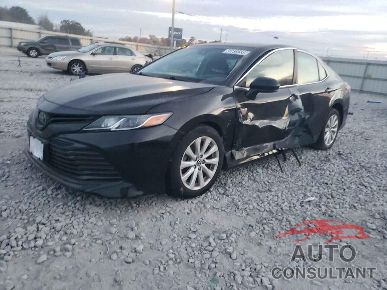 TOYOTA CAMRY 2018 - 4T1B11HK9JU584793