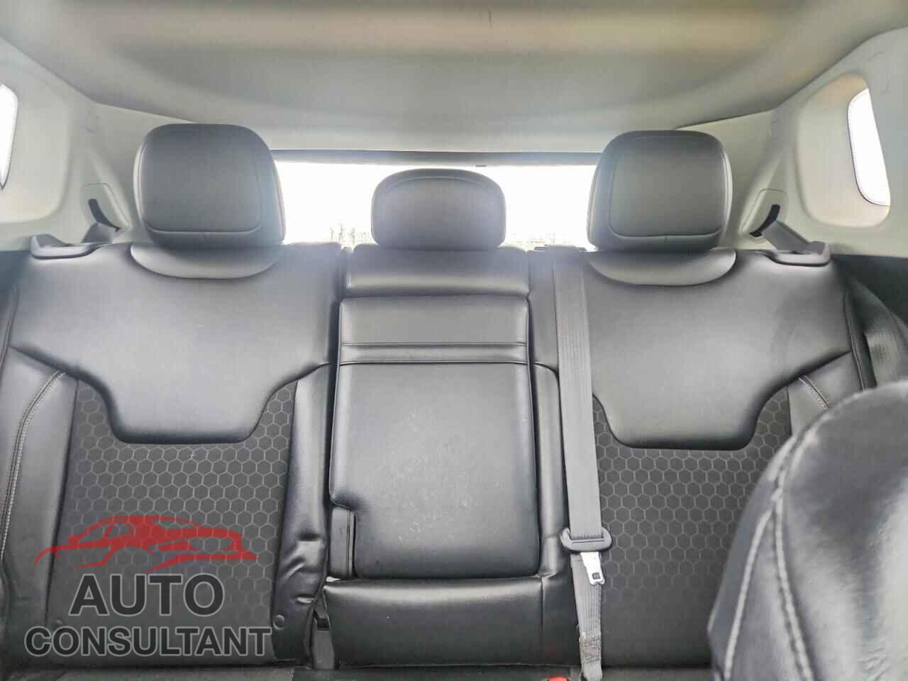 JEEP COMPASS 2017 - 3C4NJDBB8HT660908