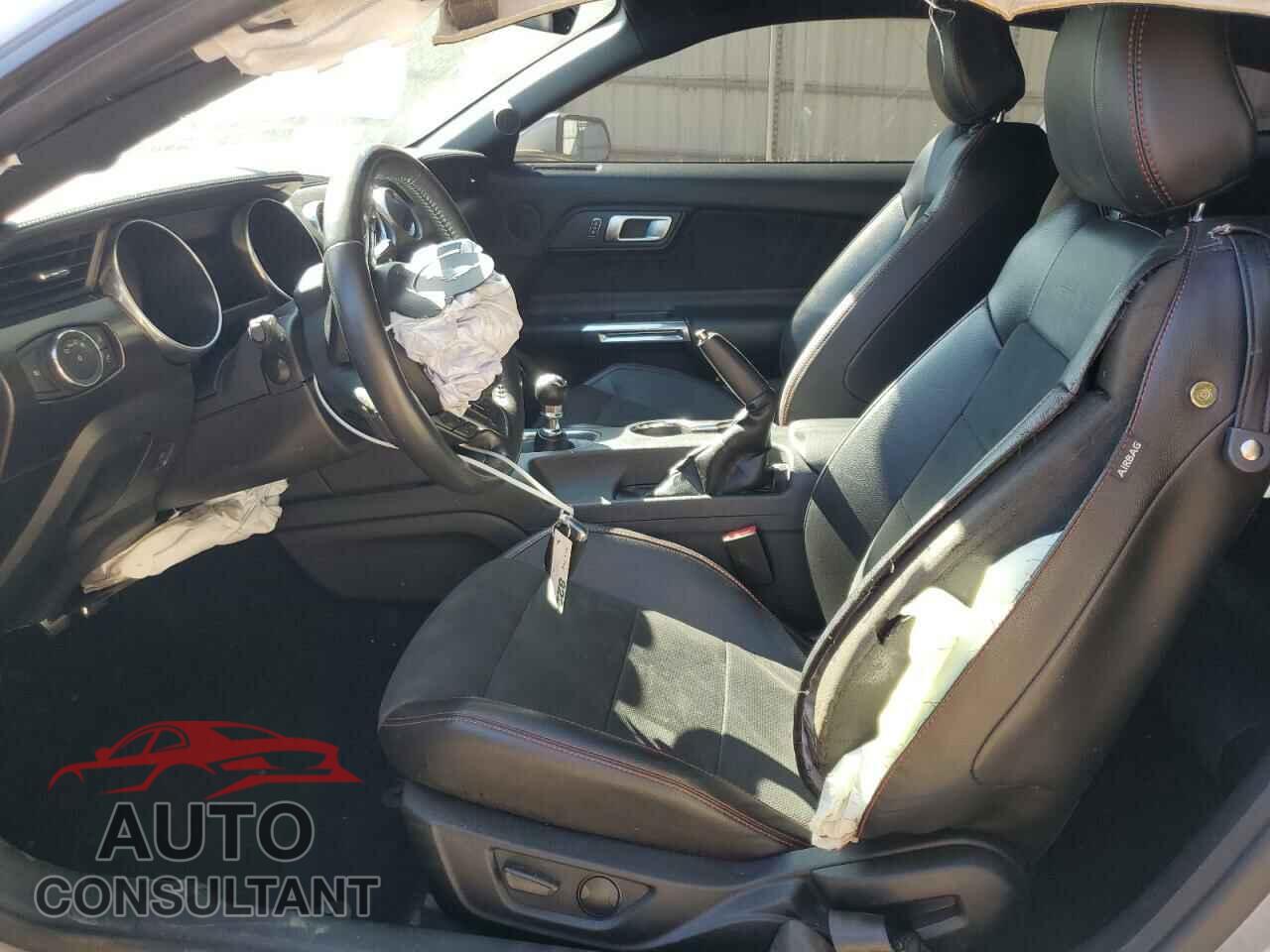 FORD MUSTANG 2021 - 1FA6P8CF6M5116483