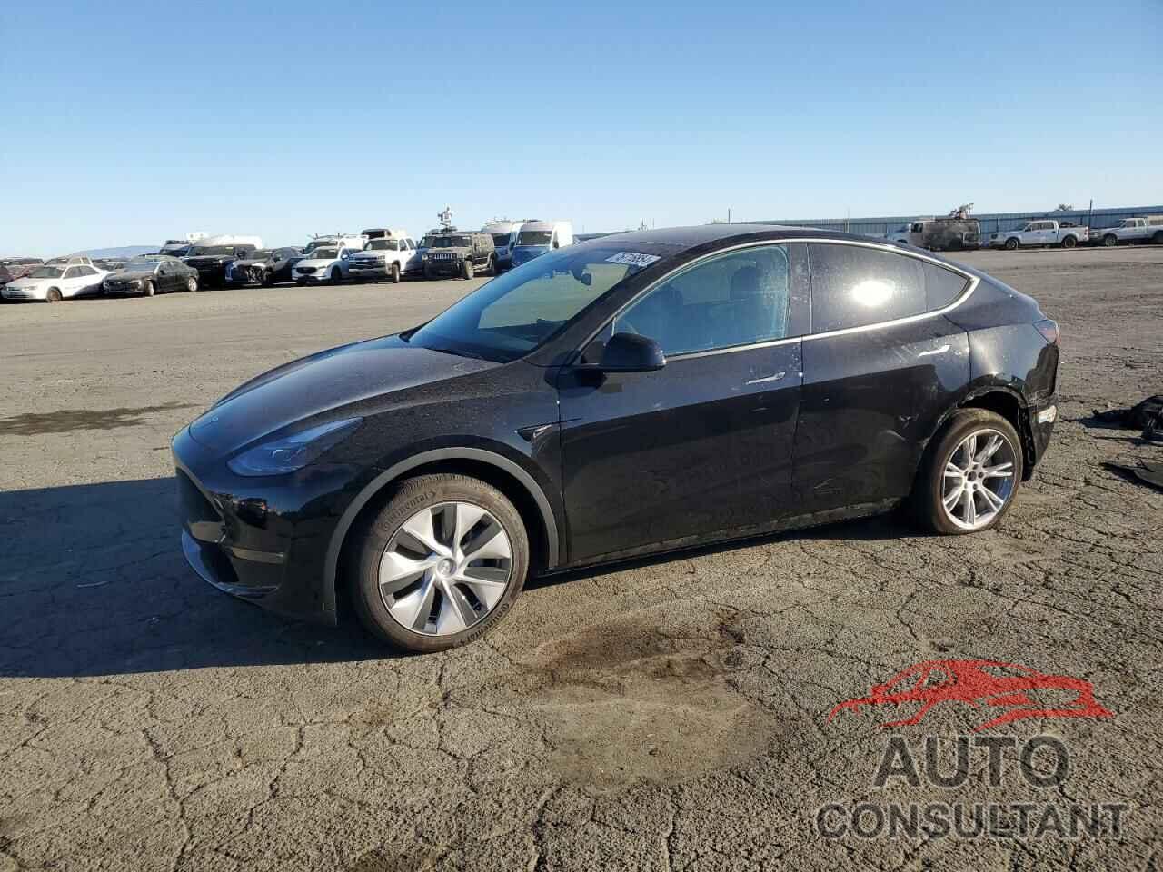 TESLA MODEL Y 2023 - 7SAYGDED5PF970801