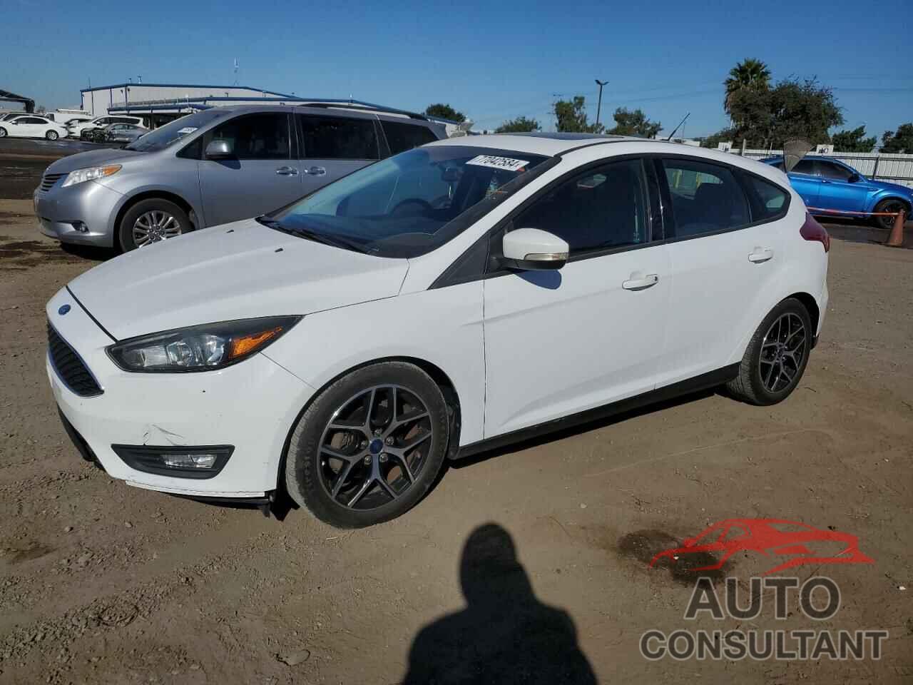 FORD FOCUS 2017 - 1FADP3M21HL258215