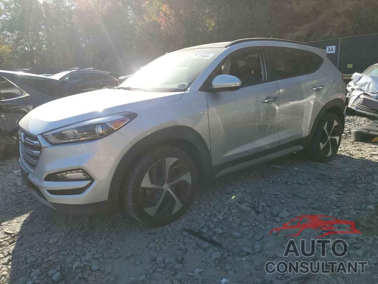 HYUNDAI TUCSON 2018 - KM8J3CA29JU813372