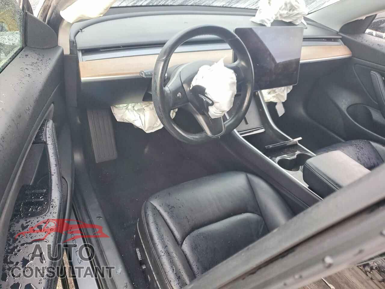 TESLA MODEL 3 2018 - 5YJ3E1EB2JF112476