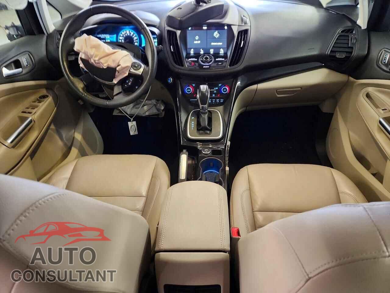 FORD CMAX 2018 - 1FADP5DU6JL100861