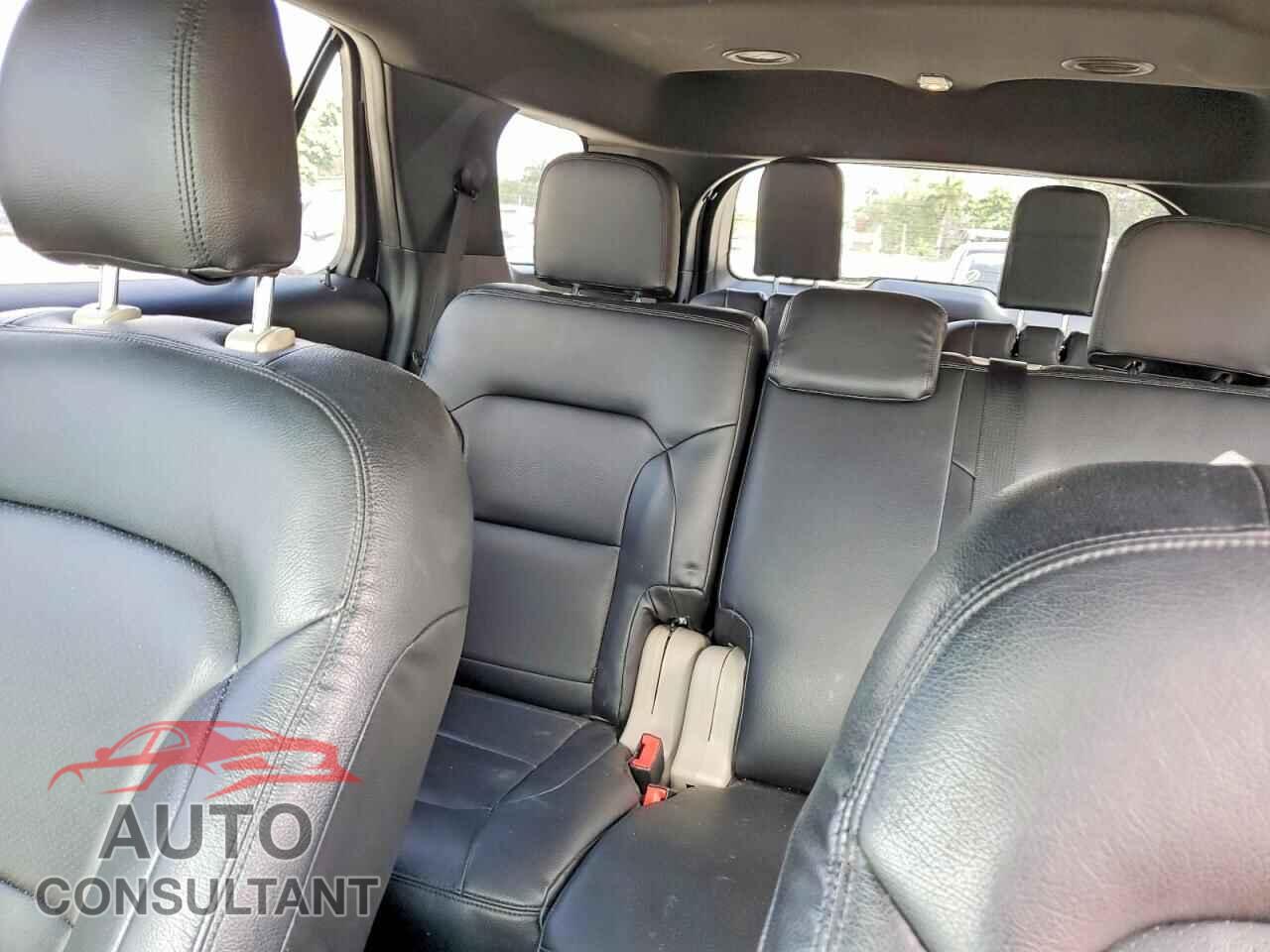FORD EXPLORER 2018 - 1FM5K7B83JGB85077