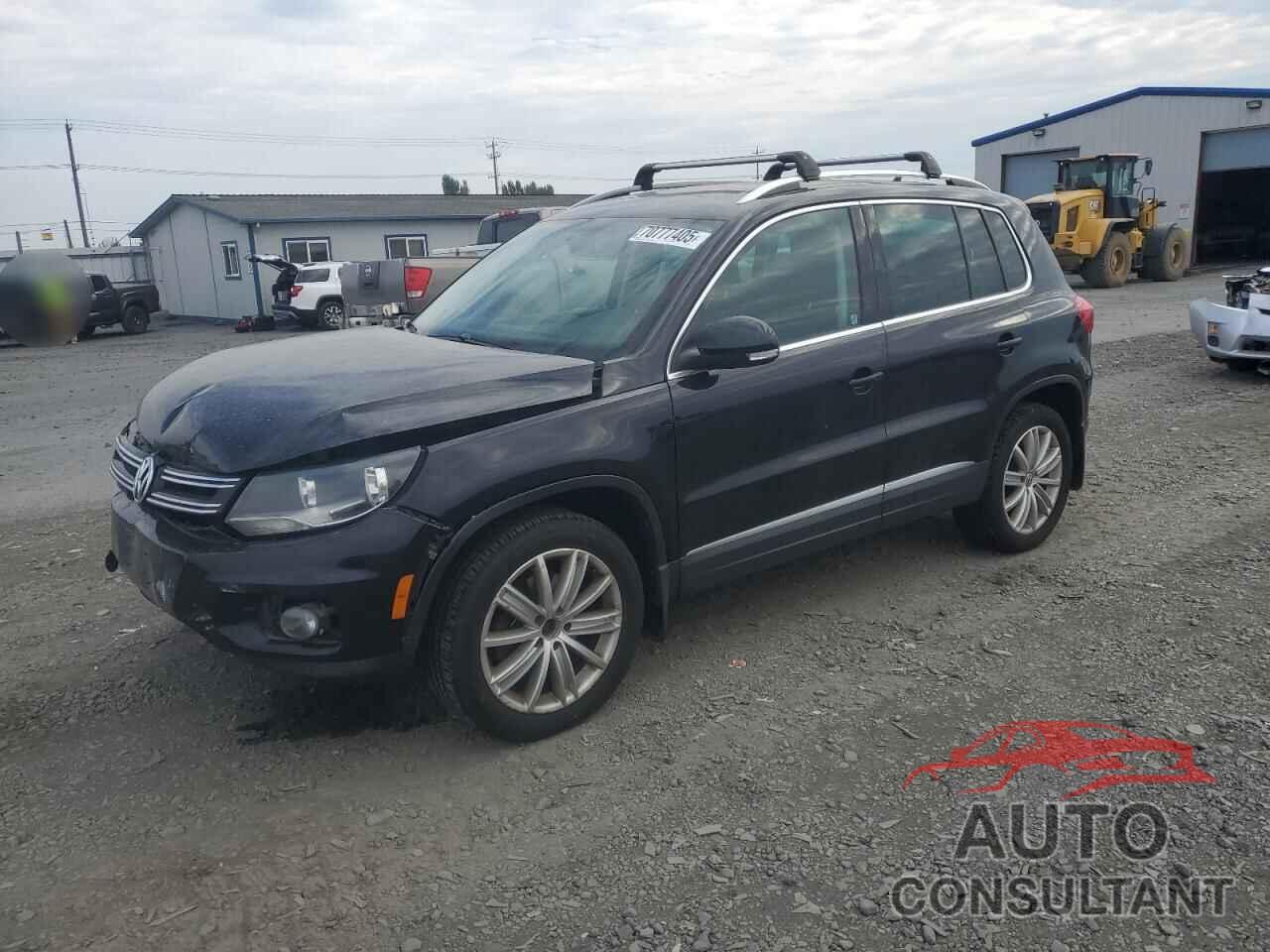VOLKSWAGEN TIGUAN 2015 - WVGBV7AX0FW608777