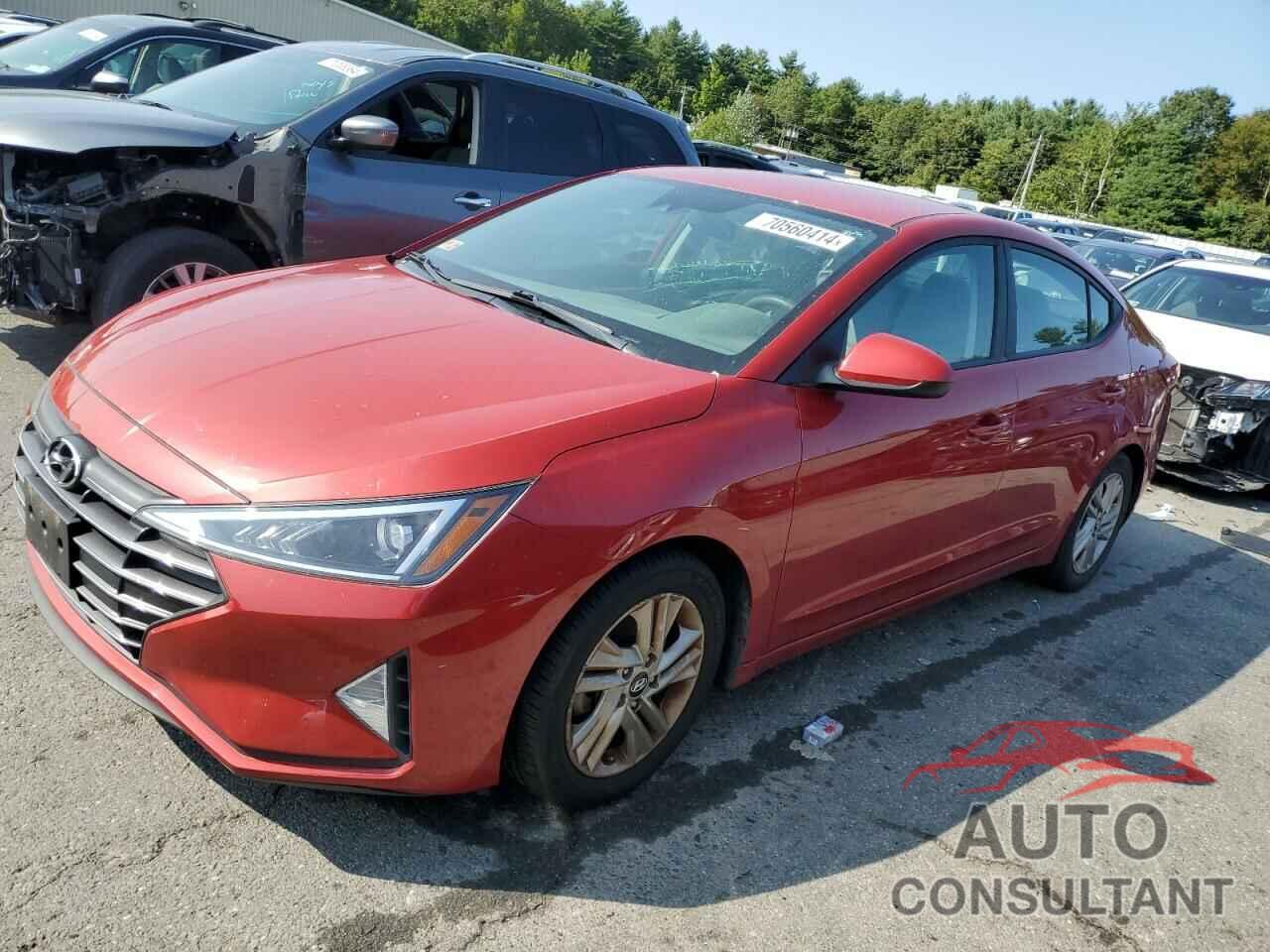 HYUNDAI ELANTRA 2019 - 5NPD84LF4KH469406