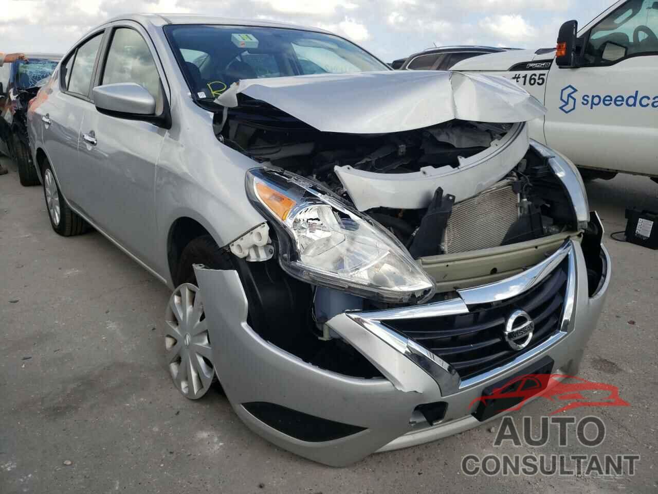 NISSAN VERSA 2019 - 3N1CN7AP6KL858634