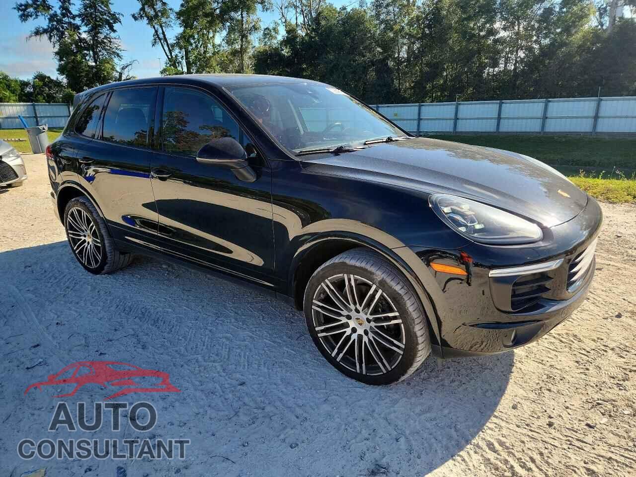 PORSCHE CAYENNE 2018 - WP1AA2A23JKA06005