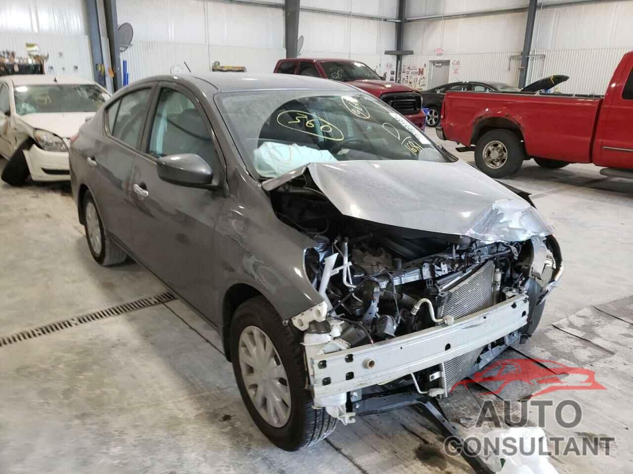 NISSAN VERSA 2019 - 3N1CN7AP0KL811681