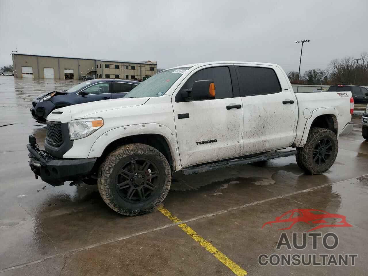 TOYOTA TUNDRA 2017 - 5TFDW5F14HX665922