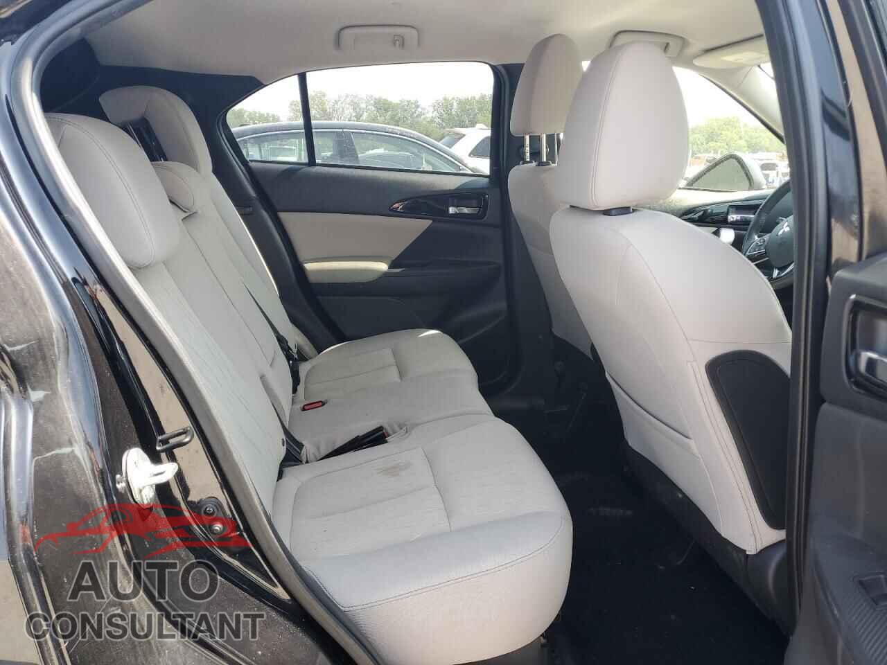 MITSUBISHI ECLIPSE 2018 - JA4AT5AA9JZ067283