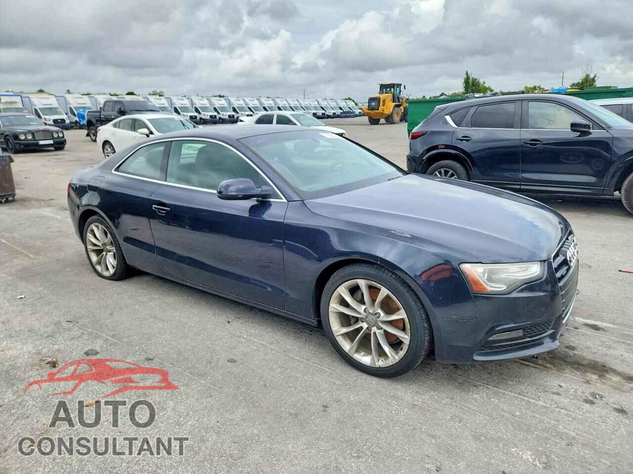 AUDI A5 2014 - WAULFAFR6EA044526