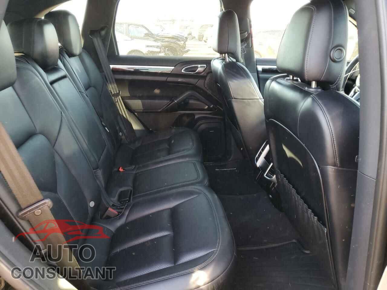 PORSCHE CAYENNE 2016 - WP1AE2A2XGLA60800