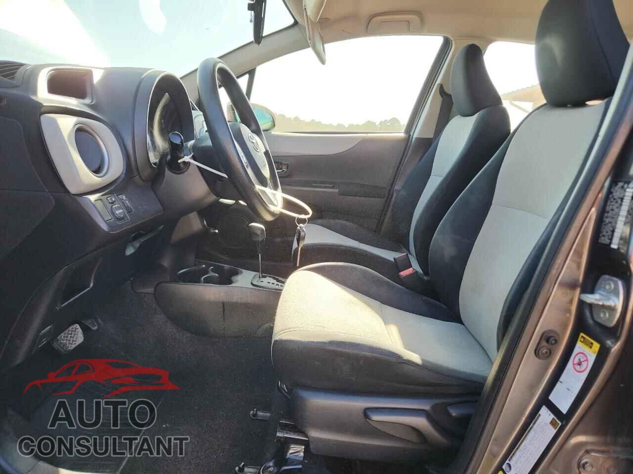 TOYOTA YARIS 2012 - JTDKTUD30CD502113