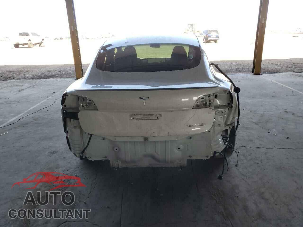 TESLA MODEL 3 2021 - 5YJ3E1EC4MF988446