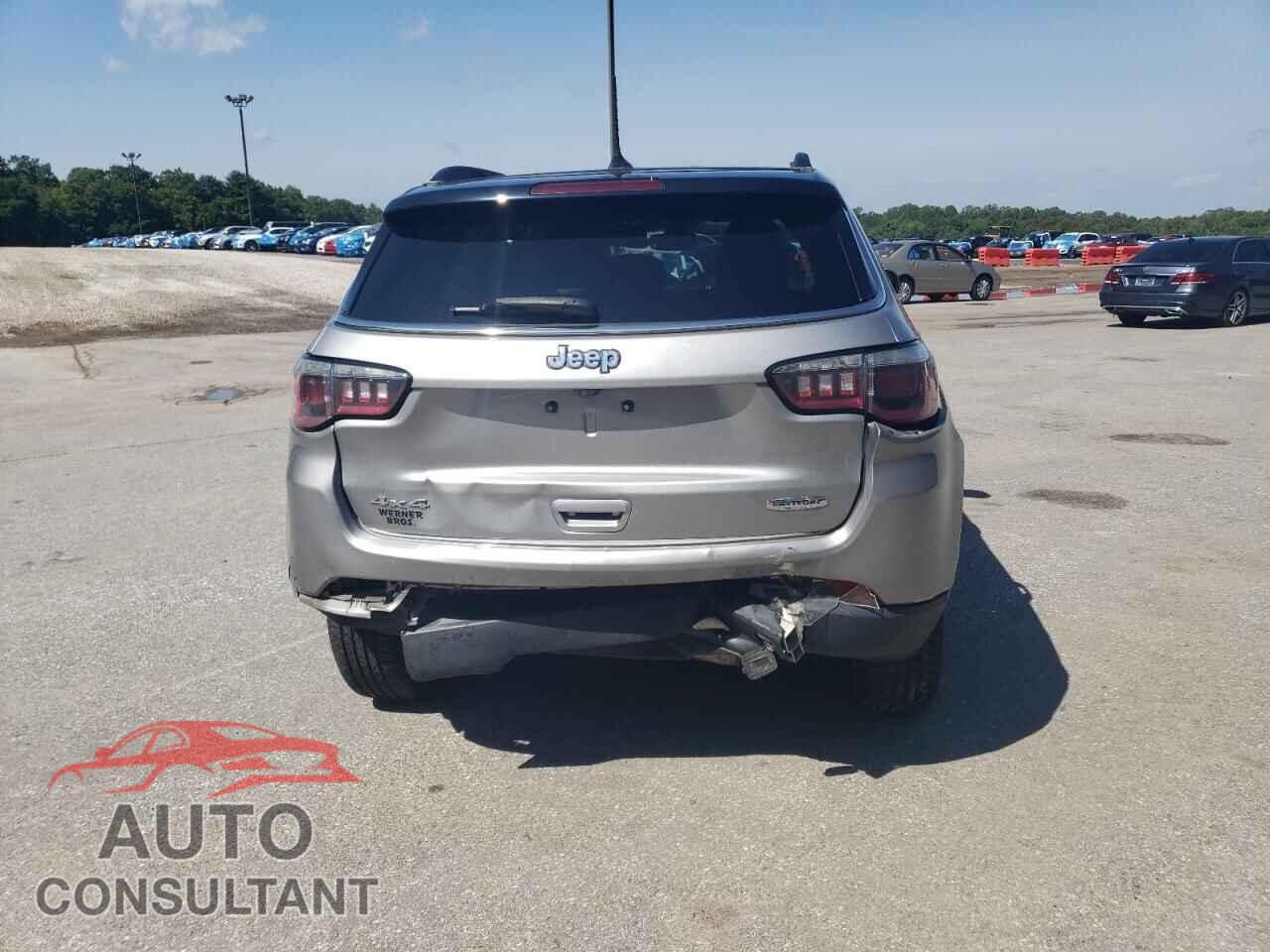 JEEP COMPASS 2018 - 3C4NJDBB1JT144654