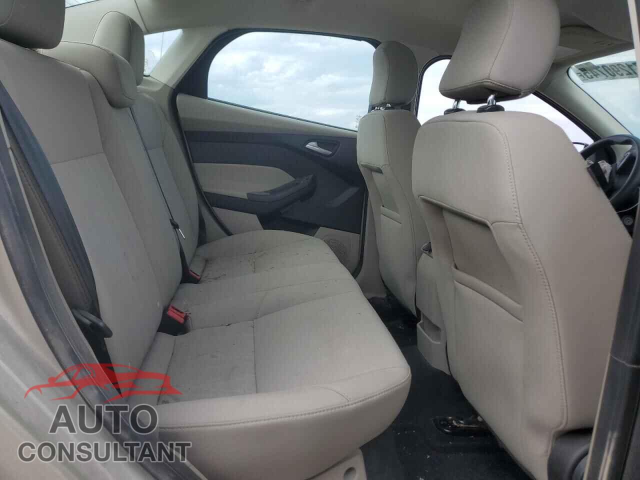 FORD FOCUS 2017 - 1FADP3FE7HL282042