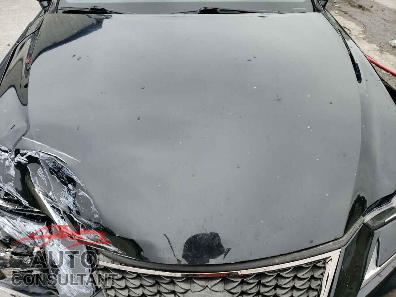 LEXUS IS 2018 - JTHBZ1D24J5033604