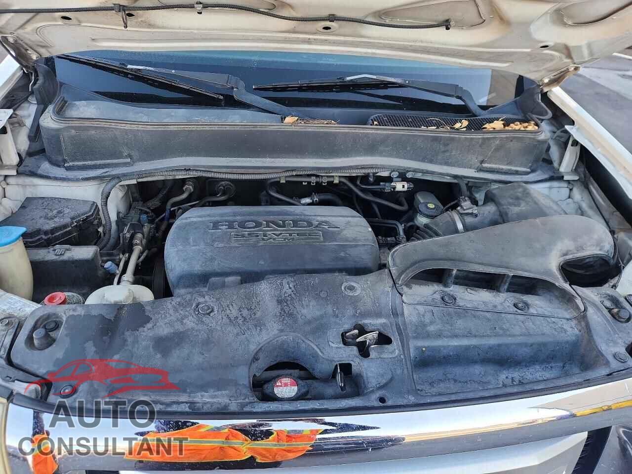 HONDA PILOT 2011 - 5FNYF3H54BB010070
