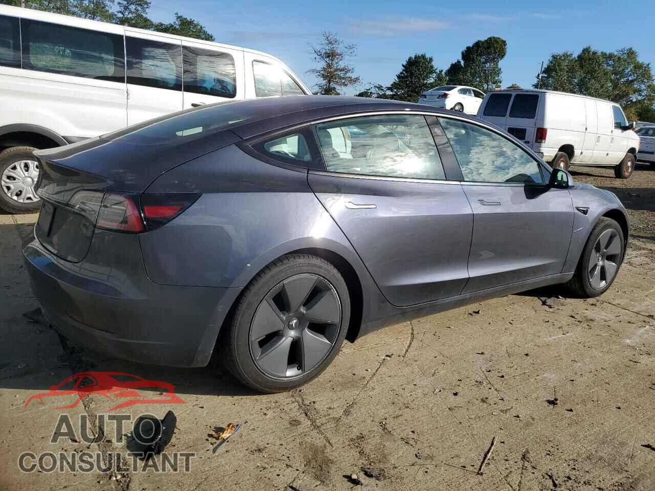 TESLA MODEL 3 2022 - 5YJ3E1EA5NF317397