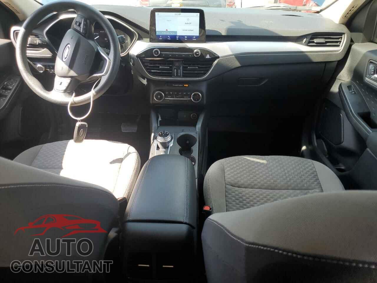 FORD ESCAPE 2020 - 1FMCU9G60LUA28843