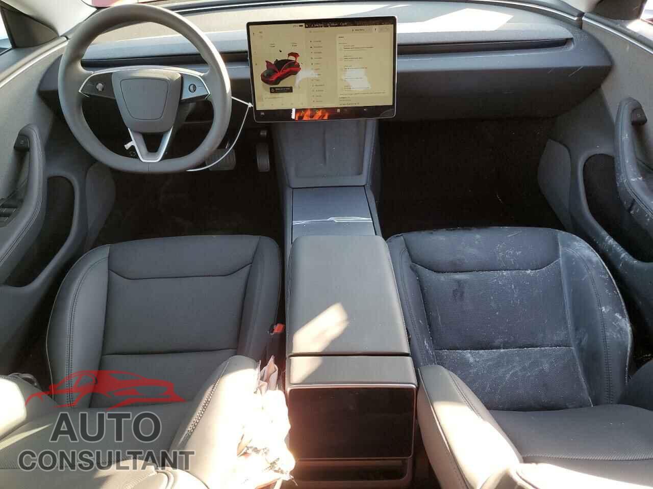 TESLA MODEL 3 2024 - 5YJ3E1EA7RF782138