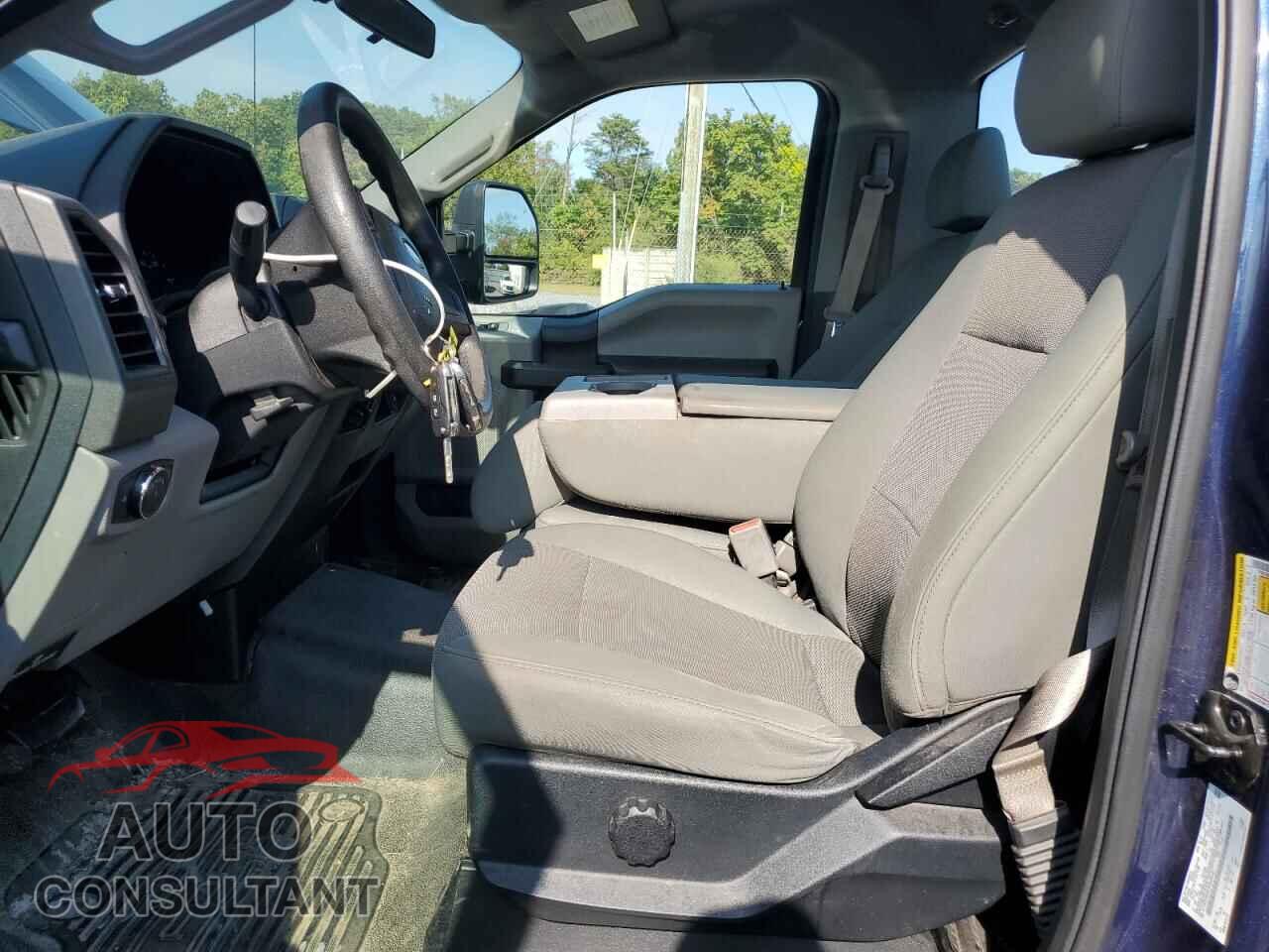 FORD F350 2017 - 1FTRF3B66HEE09045