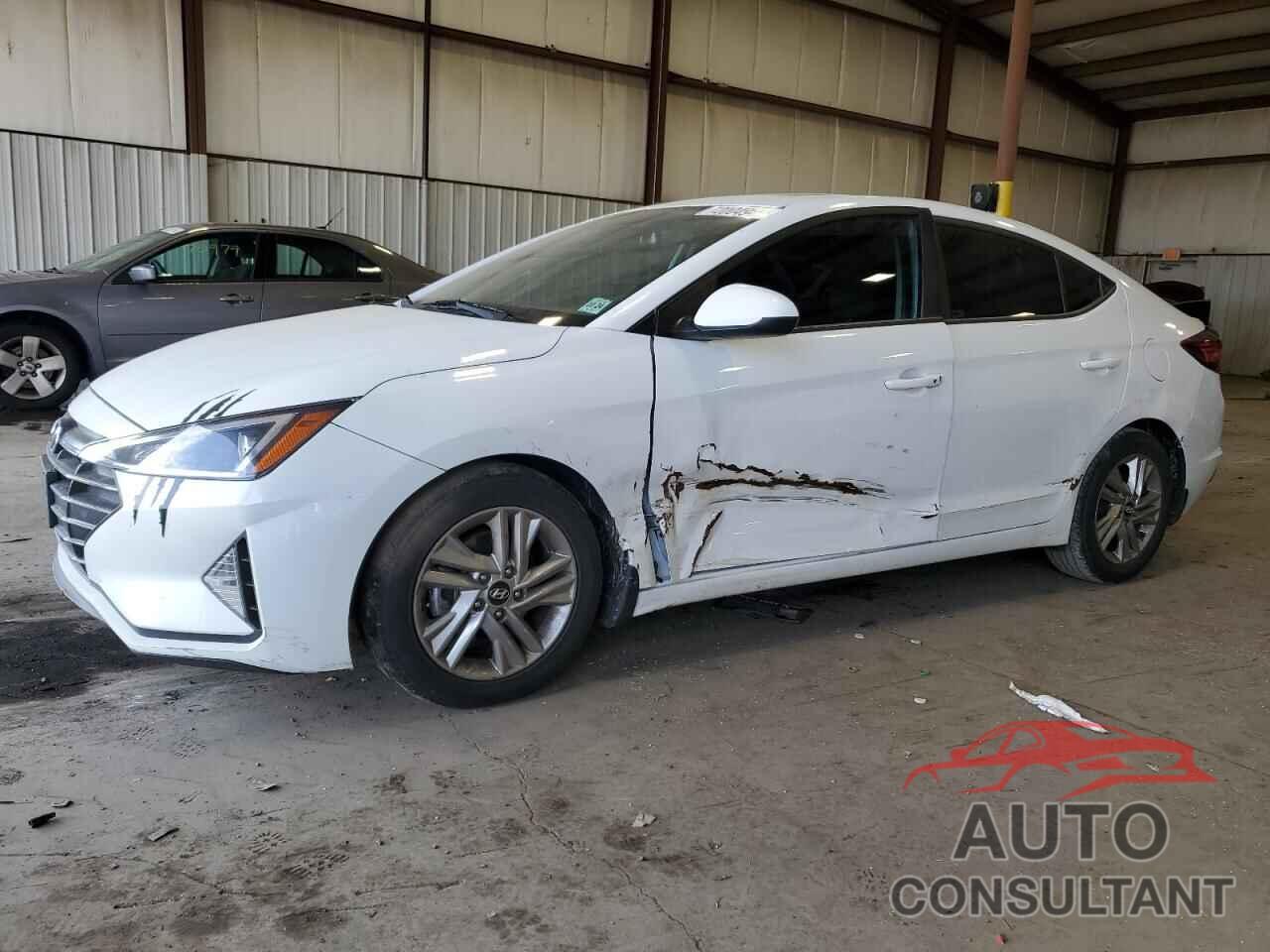 HYUNDAI ELANTRA 2019 - 5NPD84LF8KH475418