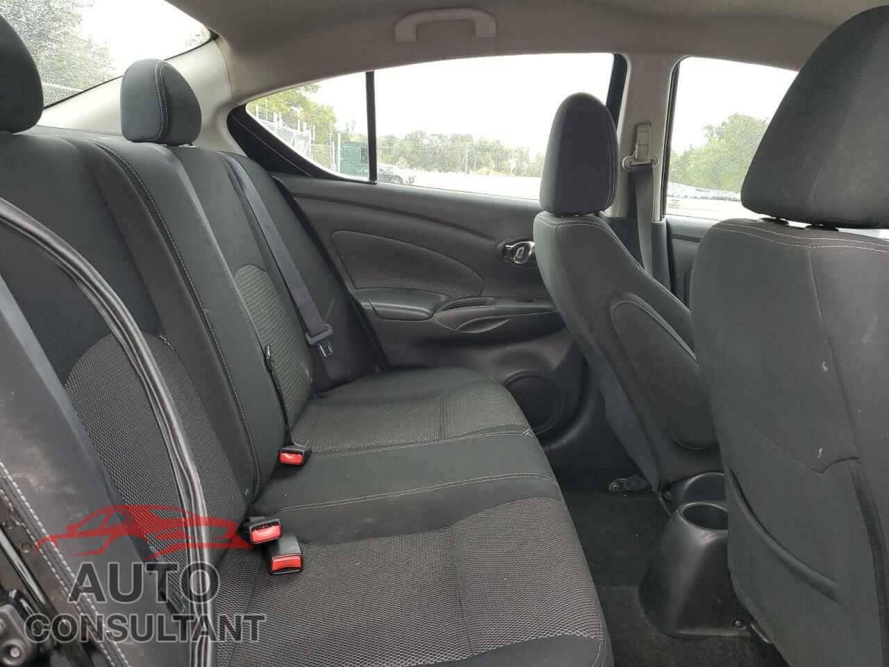 NISSAN VERSA 2017 - 3N1CN7AP6HK406228