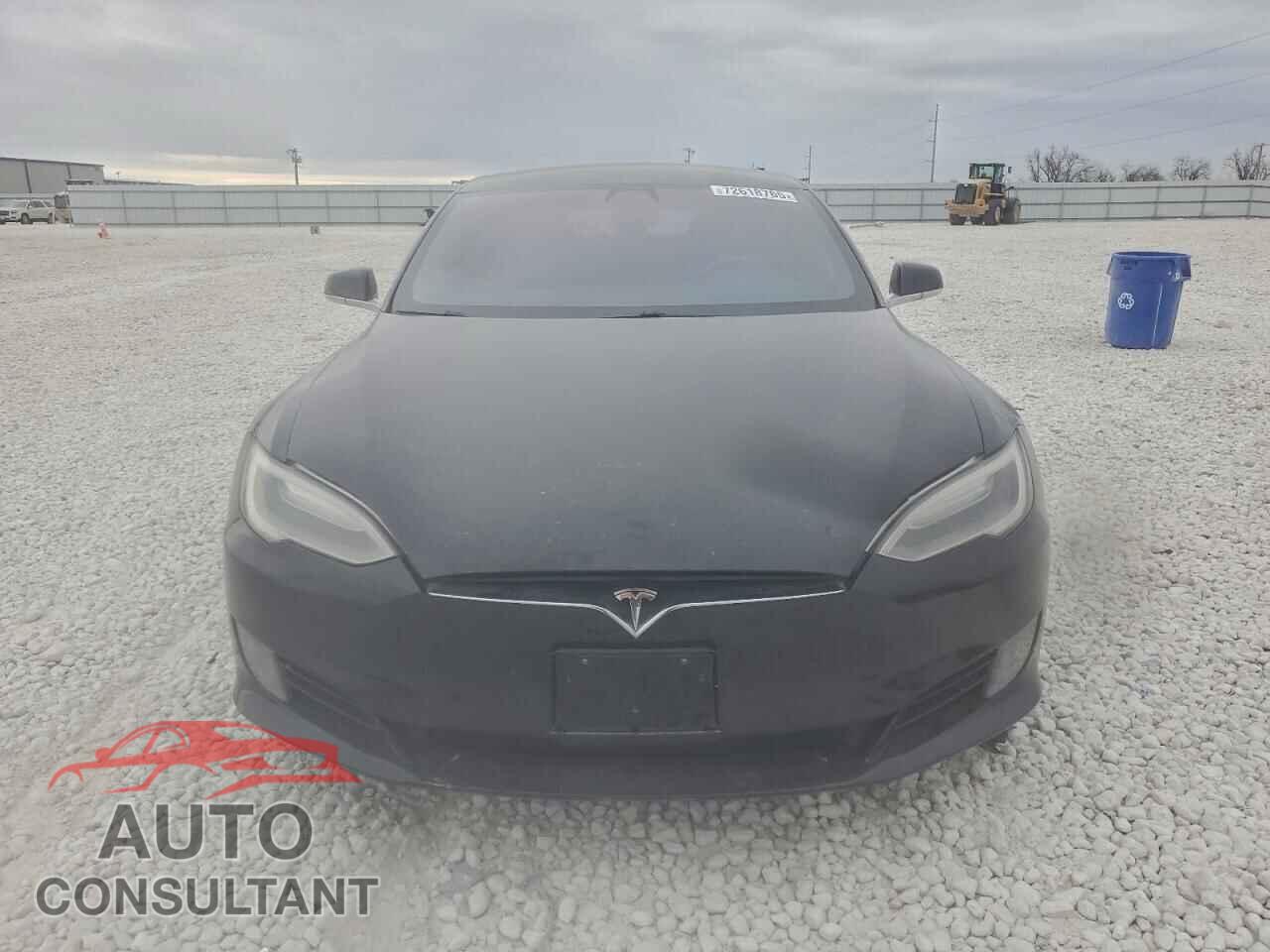TESLA MODEL S 2017 - 5YJSA1E18HF195260