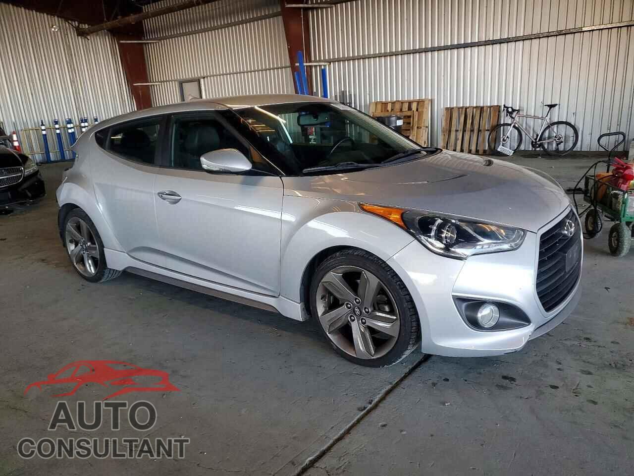 HYUNDAI VELOSTER 2013 - KMHTC6AE4DU146302
