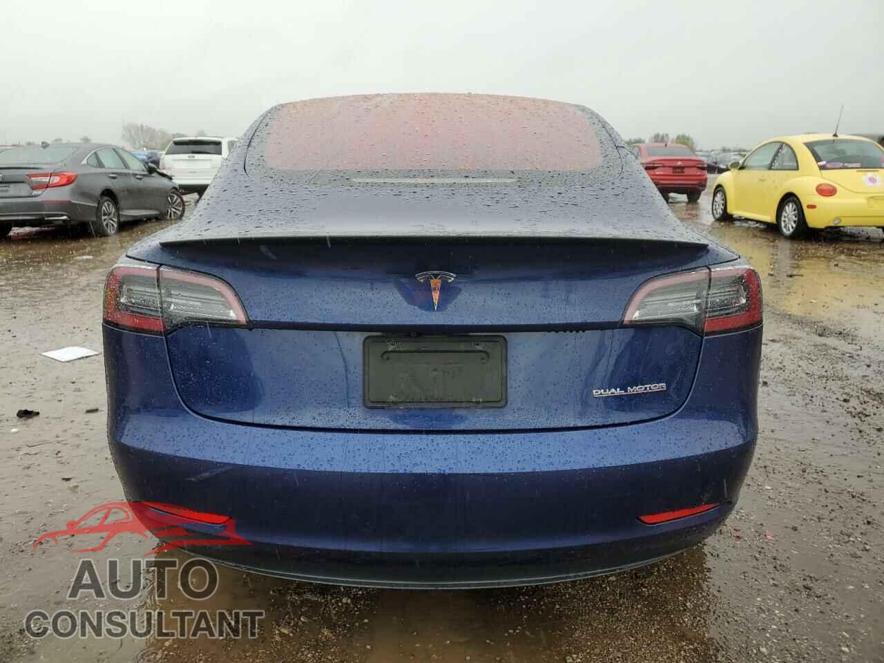 TESLA MODEL 3 2018 - 5YJ3E1EB6JF083905