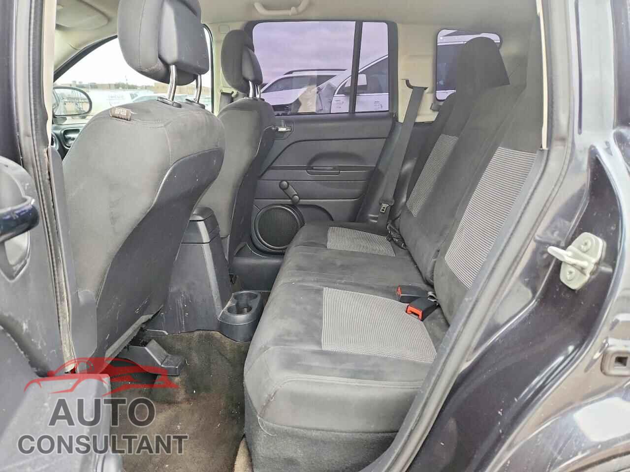 JEEP COMPASS 2015 - 1C4NJCBBXFD418697