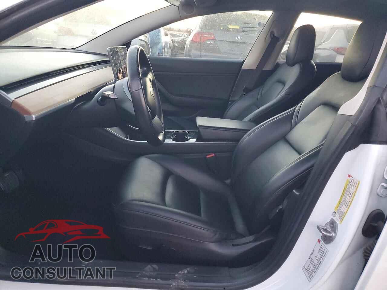 TESLA MODEL 3 2018 - 5YJ3E1EA4JF039005