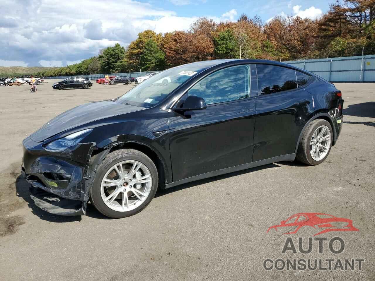 TESLA MODEL Y 2022 - 7SAYGDEE6NF361111